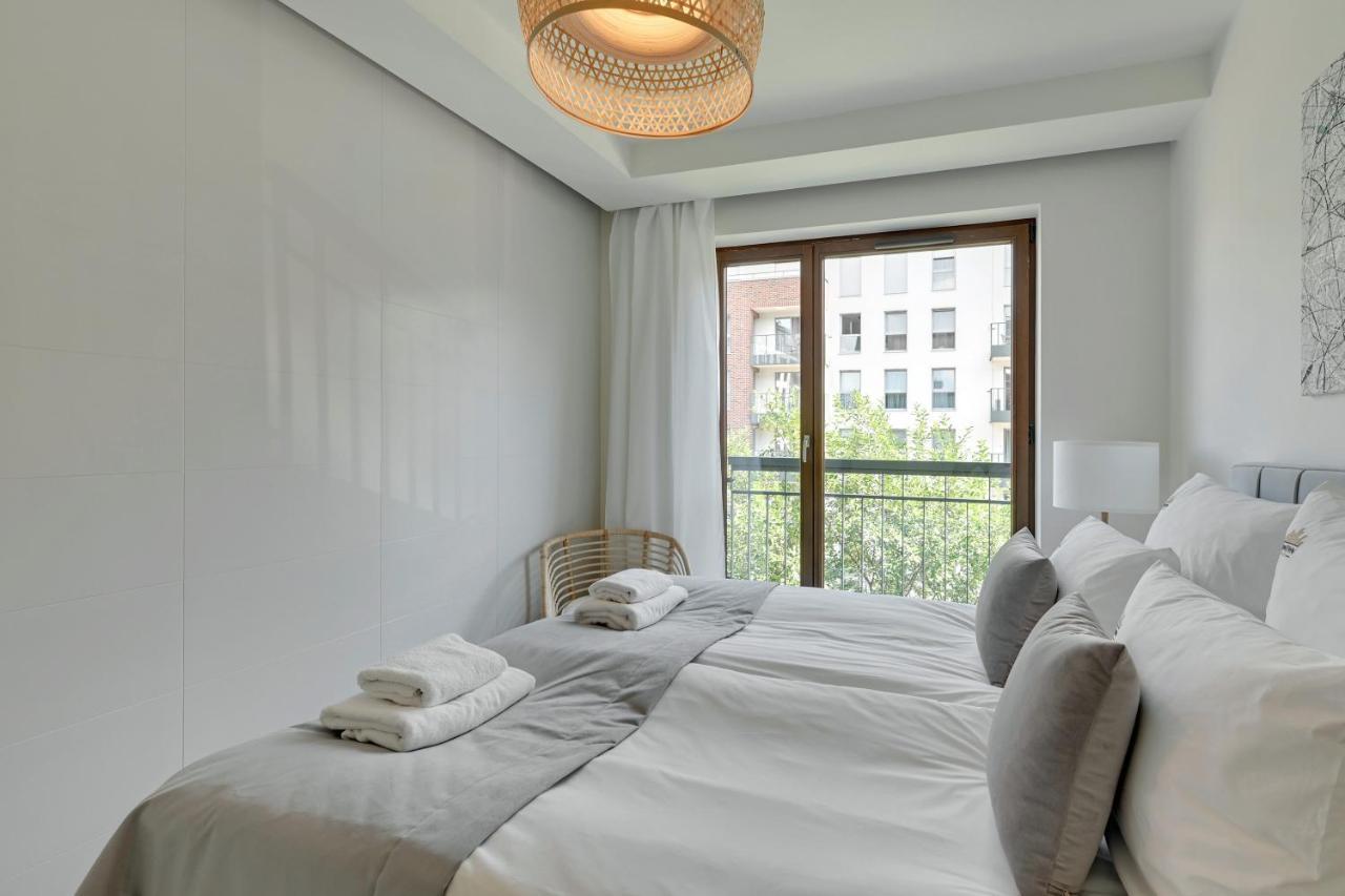 Szafarnia Marina, City Center & Free Parking By Downtown Apartments — Photos 1